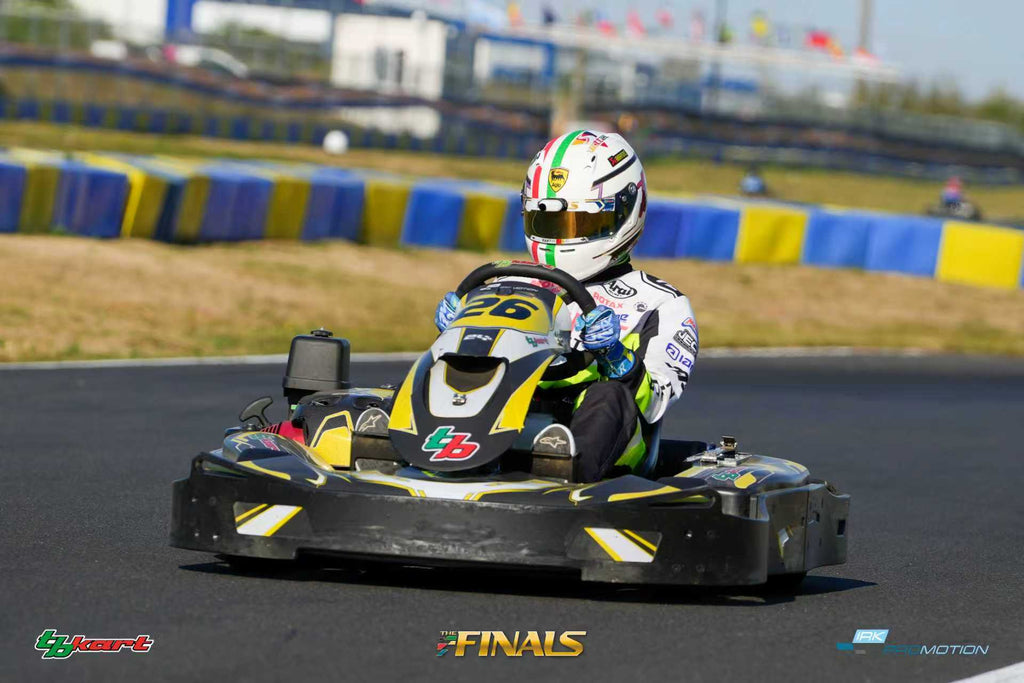 MANEUVER Kart Gloves - Cyber Blue