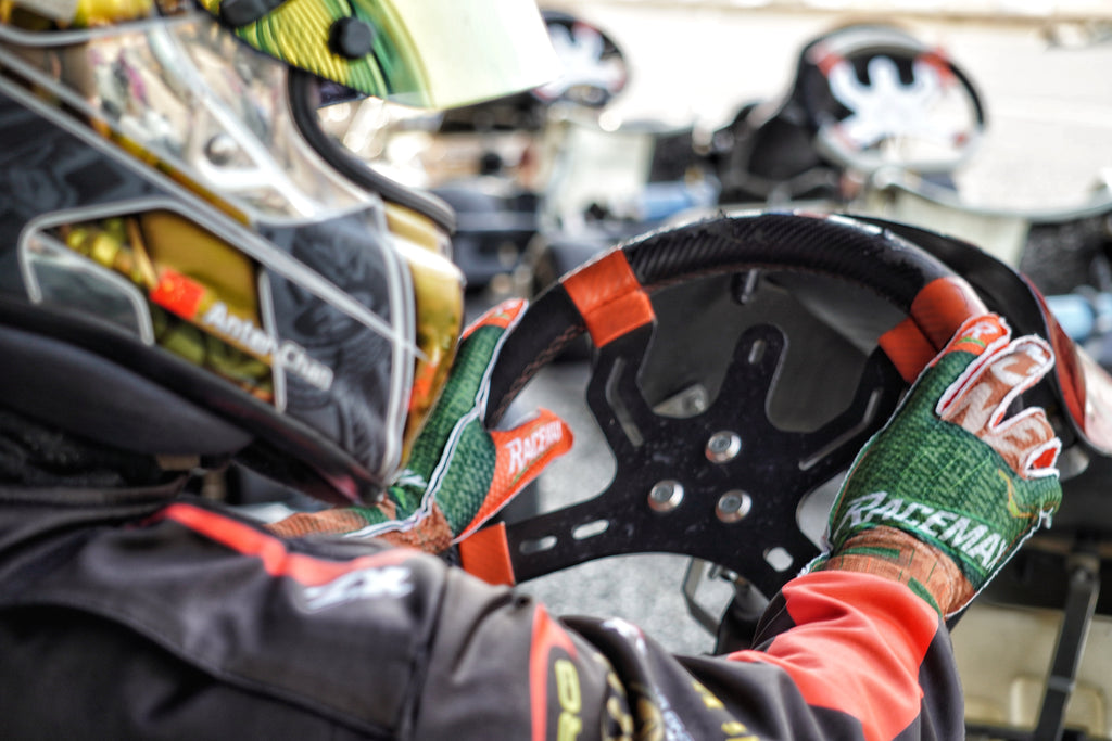 MANEUVER Kart Gloves - Cyber Green